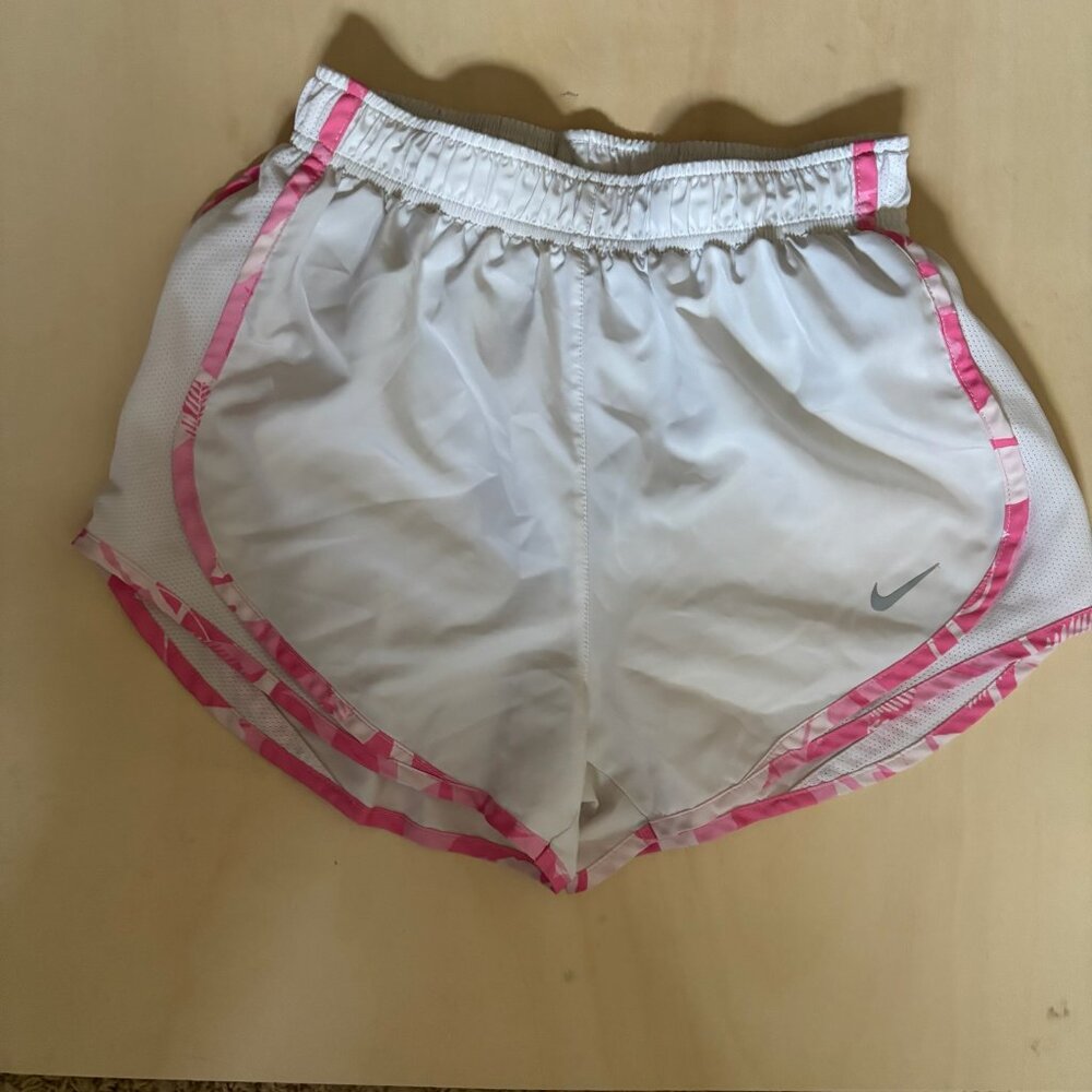 Women's White and Pink Dri Fit Athletic Nike Shorts Size Extra Small